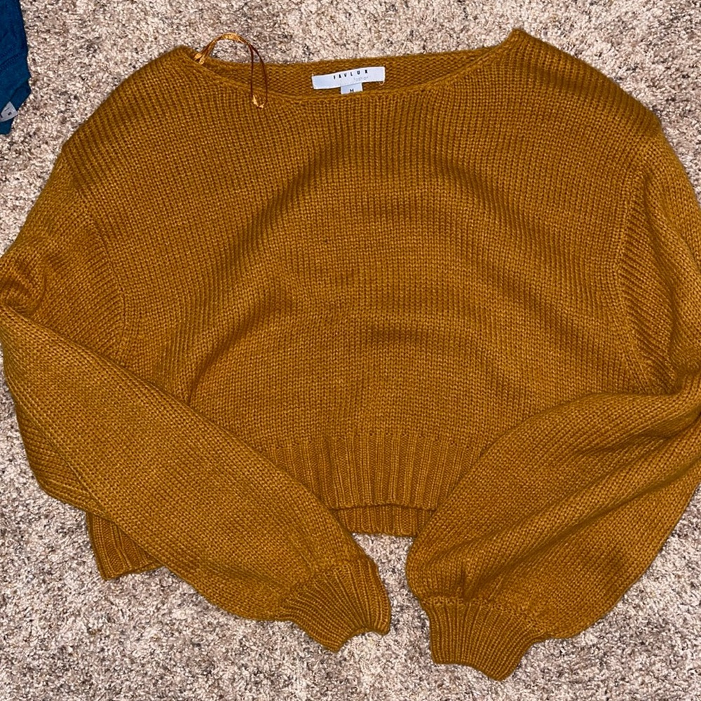 Cropped sweater
